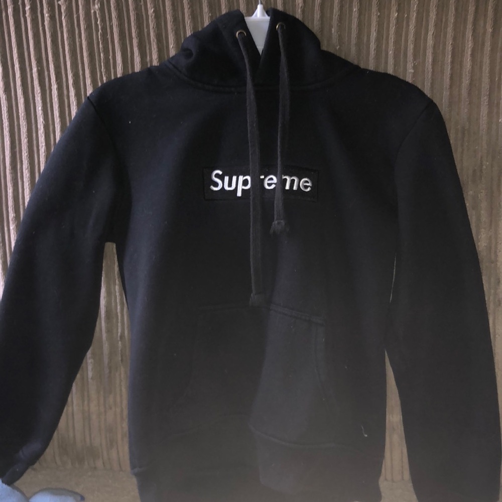 Supreme Hoodie